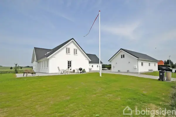 Villa på Parallelvej 17, 9362 Gandrup