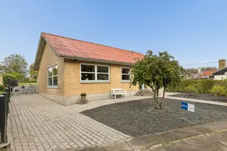 Villa på Farsøvej 31, Strandby, 9640 Farsø