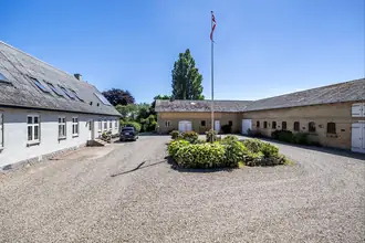 Landejendom på Tjærebyvej 74, Tjæreby, 4220 Korsør