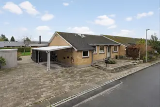 Rækkehus på Brinken 49, Næsby, 5270 Odense N