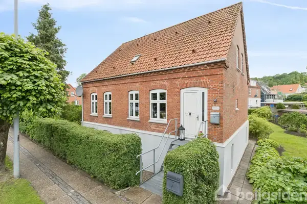 Villa på Jernbanegade 42, 9500 Hobro