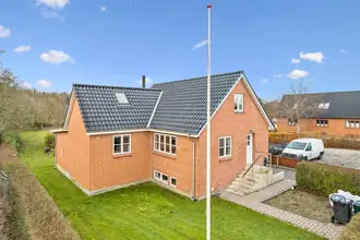 Villa på Gl Kongevej 83, 7442 Engesvang
