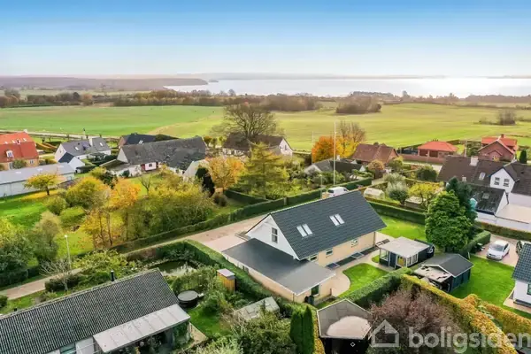 Villa på Æblevej 6, 8410 Rønde