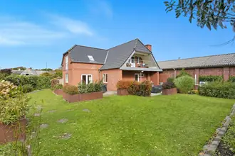 Landejendom på Grimstrupvej 137, 6705 Esbjerg Ø