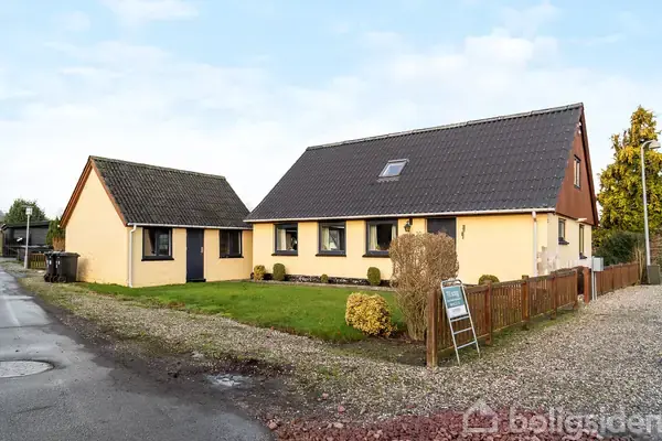 Villa på Stationsvej 10, 4672 Klippinge