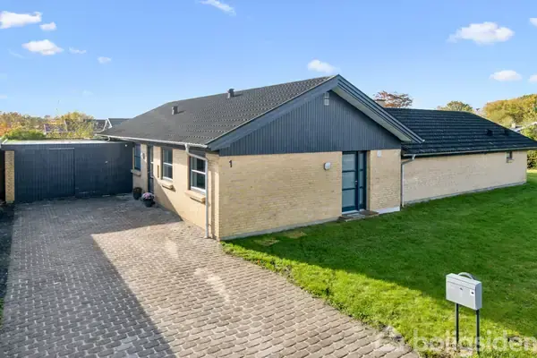 Villa på 10. Juli Vej 1, 6070 Christiansfeld