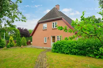 Villa på Grønsundsvej 225A, Karleby, 4800 Nykøbing F
