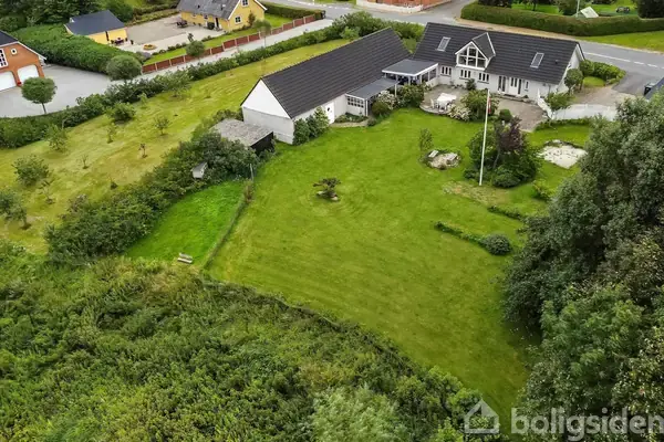 Villa på Nybrovej 5A, 8800 Viborg