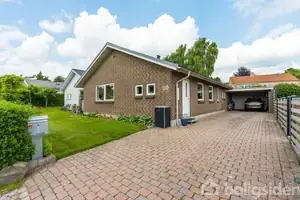 Villa på Eriksminde 50, 8450 Hammel