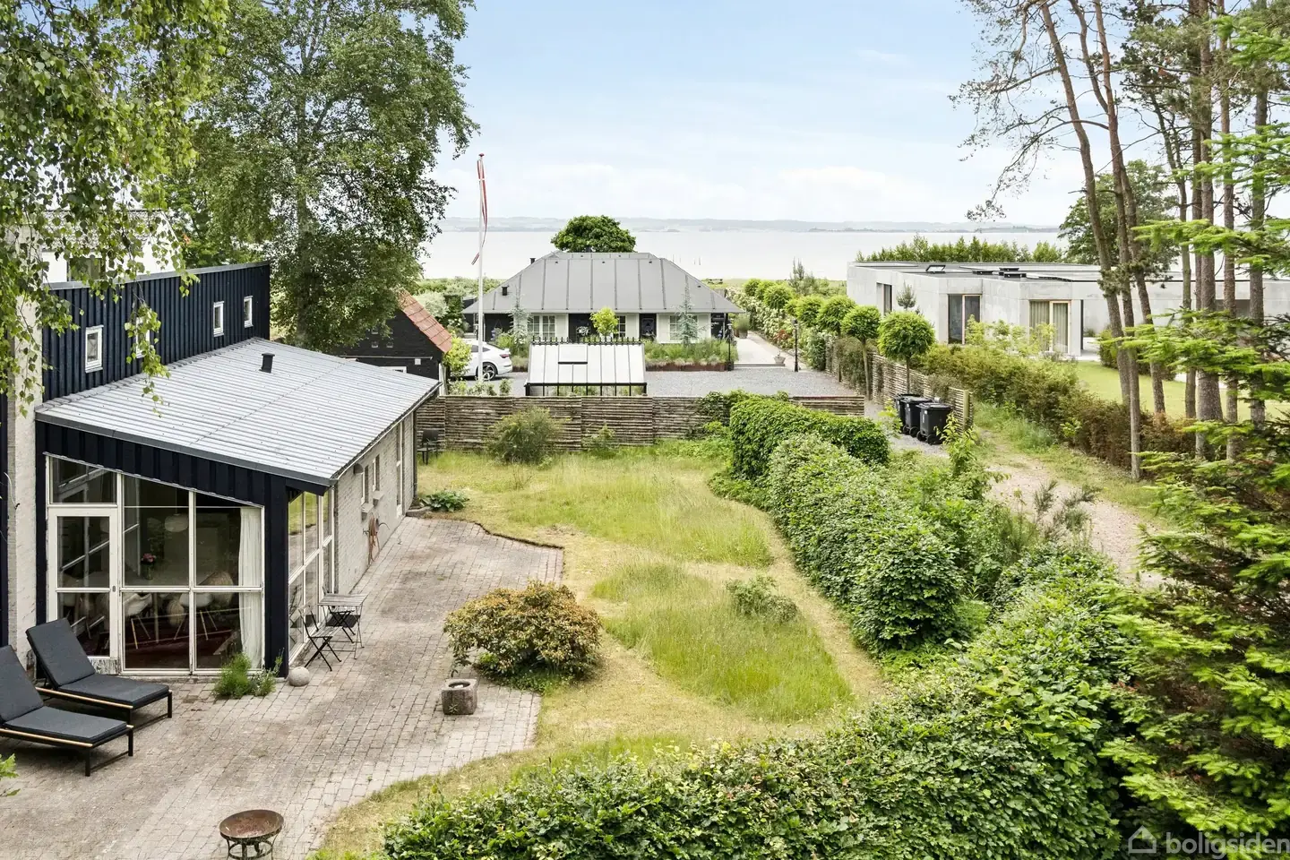 ET HJEM SKABT TIL LIV VED VANDET
