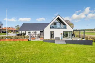 Villa på Stokbrovej 139, Elev, 8520 Lystrup