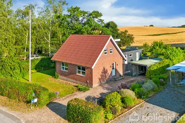 Villa på Gl Kattrupvej 29, 8732 Hovedgård