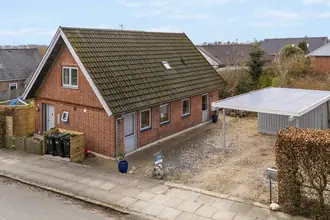 Villa på Gl Randersvej 81, 8450 Hammel