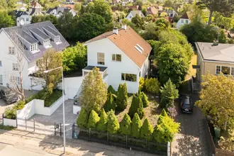Villa på Bernstorffsvej 202, 2920 Charlottenlund
