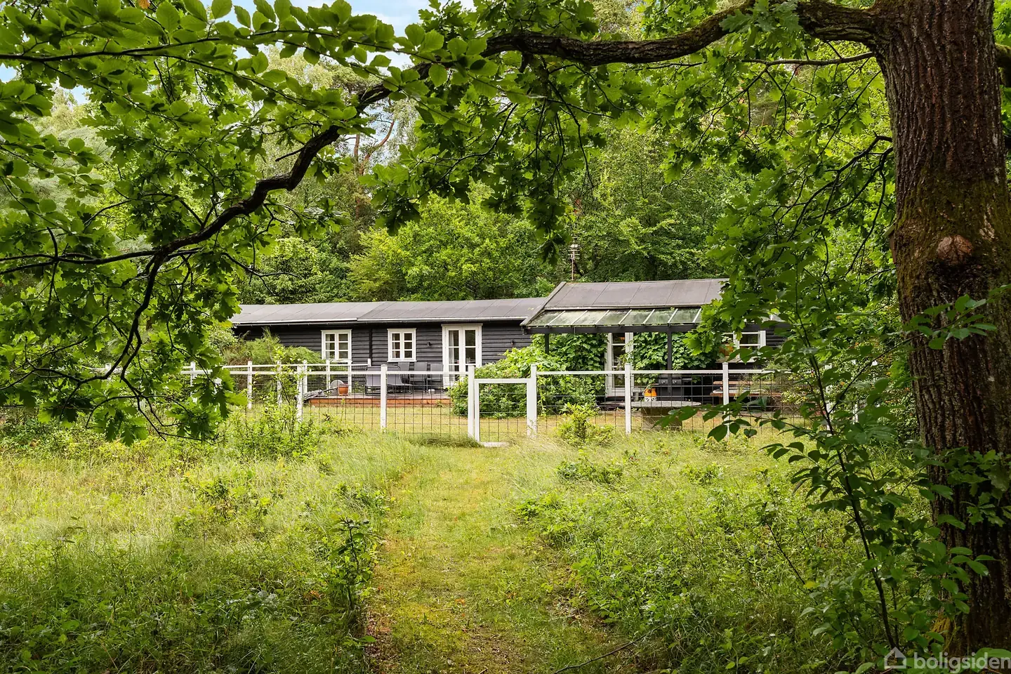 Hus, 98 m², grund 3105 m²