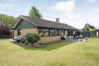 Villa på Syvhøjevej 180, Højby, 5260 Odense S