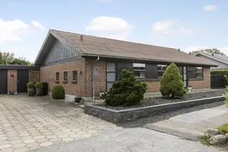 Villa på Klarinetvej 9, 8940 Randers SV