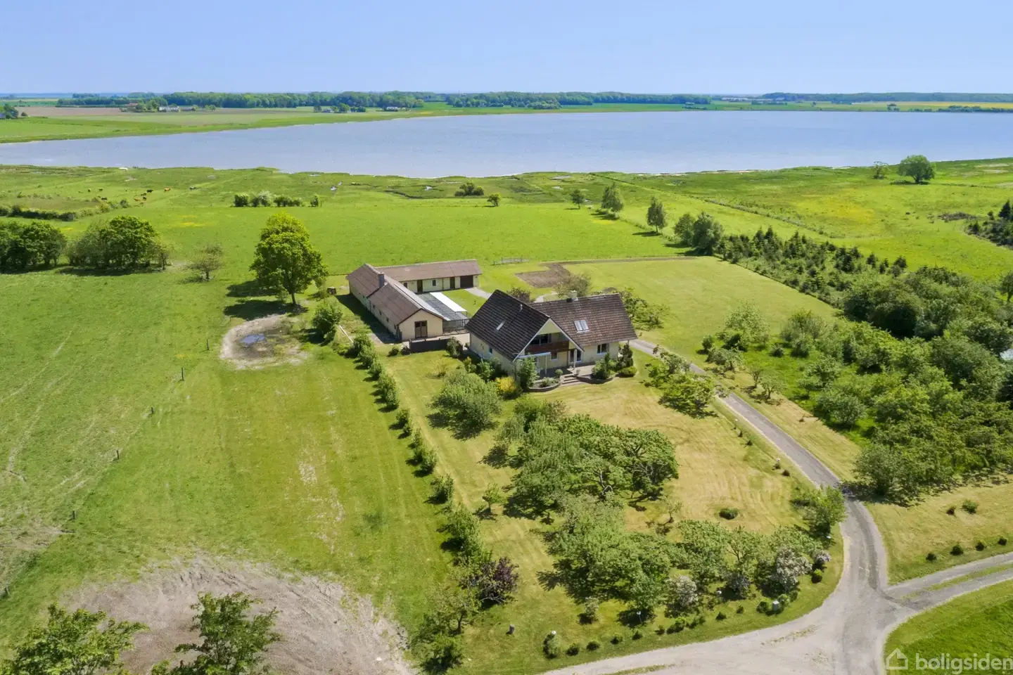 Landejendom på Alrøvej 205, 8300 Odder