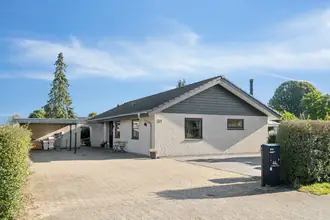 Villa på Ørbækvej 81, 7330 Brande