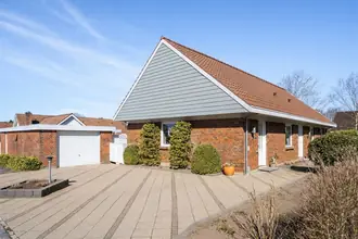 Villa på Sarpsborgvej 114, 7600 Struer