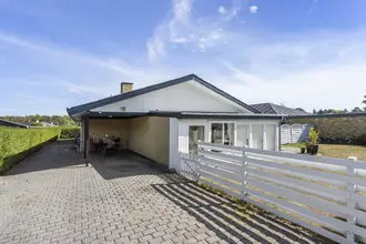 Villa på Grundtvigsvej 20, Elling, 9900 Frederikshavn