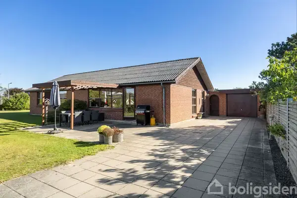 Villa på Elisabeth Billes Vej 15, 9300 Sæby
