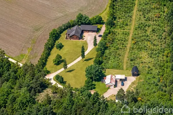 Villa på Brohusvej 6+8, 7500 Holstebro