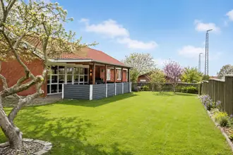 Villa på Peter Bangs Vej 56, 7600 Struer