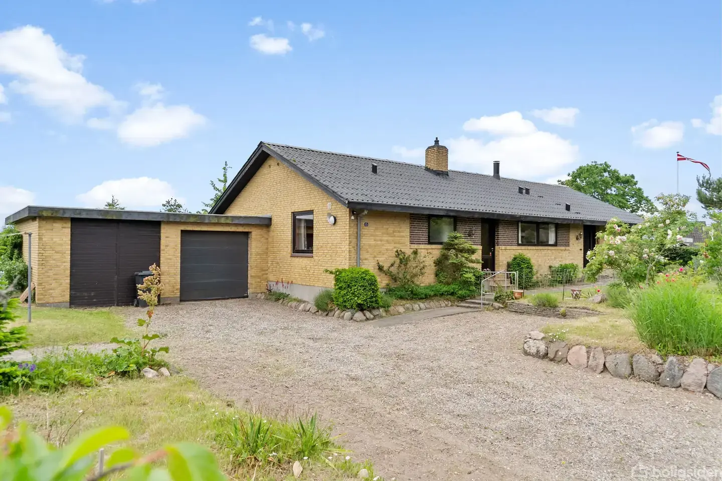 Villa med markudsigt og muligheder