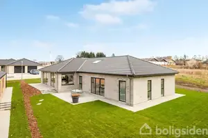 Villa på Annevej 12, 5792 Årslev