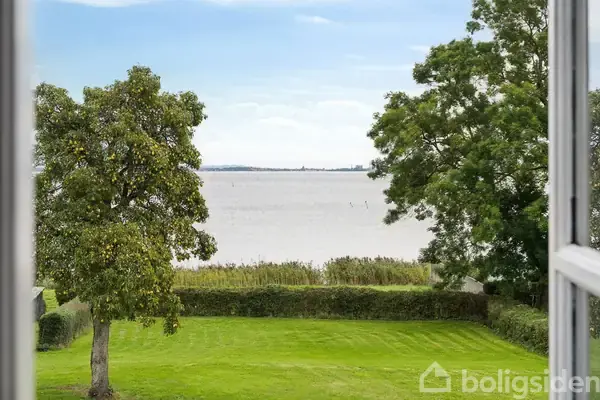 Villa på Strandvej 24, 4771 Kalvehave