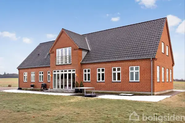 Landejendom på Foldinggårdevej 6, 6650 Brørup
