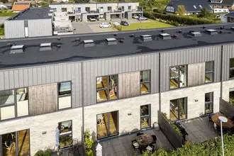 Rækkehus på Navervej 1N, 8382 Hinnerup