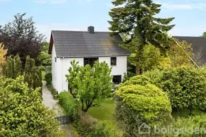 Villa på Strandvejen 26, 8300 Odder