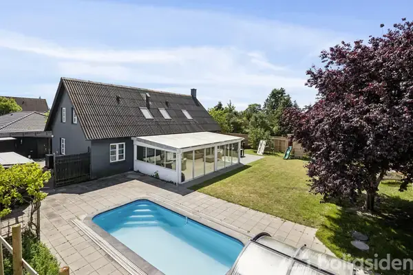 Villa på Mirabellevej 1, 2635 Ishøj
