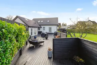 Villa på Hovedgaden 8, 2690 Karlslunde