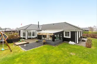 Villa på Solsortevej 74, 9982 Ålbæk