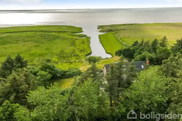 Villa på Fjordvejen 38, 7570 Vemb