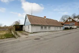 Villa på Kirkevej 34, 8544 Mørke