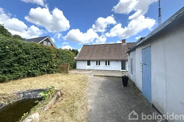Villa på Kirkevej 34, 8544 Mørke