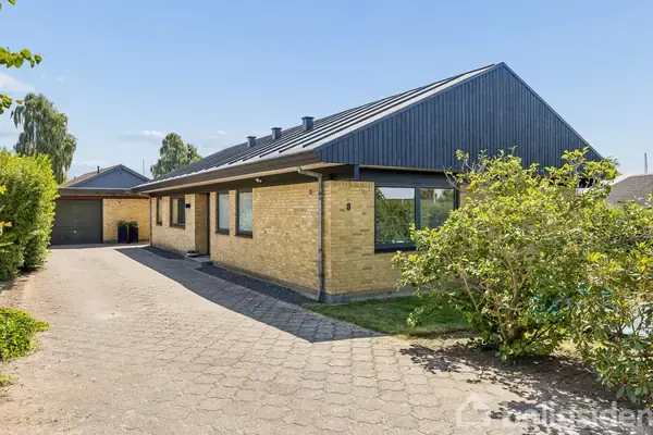Villa på Rønne Alle 8, 6040 Egtved