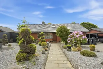 Villa på Niels Lønnes Vej 6, 6715 Esbjerg N