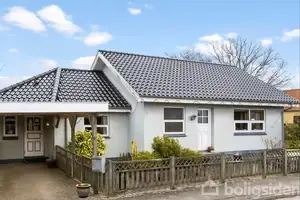 Villa på Ane Vifferts Vej 8, 9370 Hals
