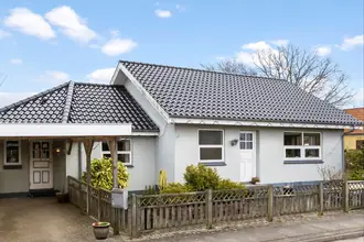 Villa på Ane Vifferts Vej 8, 9370 Hals