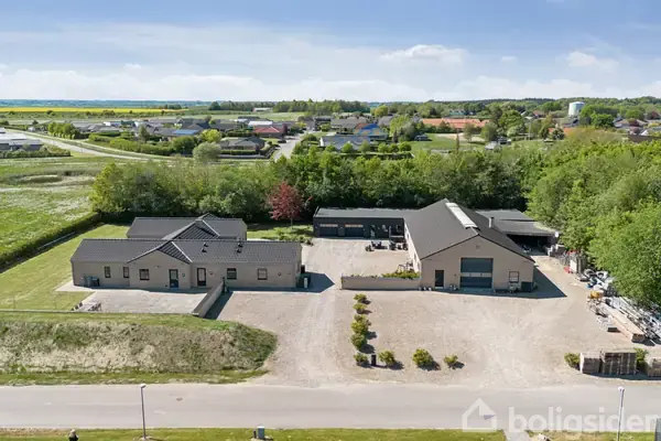 Villa på Møllersmindevej 14B, 8763 Rask Mølle