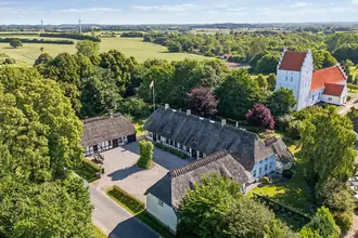 Villa på Kirkegyden 5, Hillerslev, 5750 Ringe