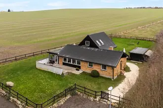 Villa på Højballevej 12, 8320 Mårslet