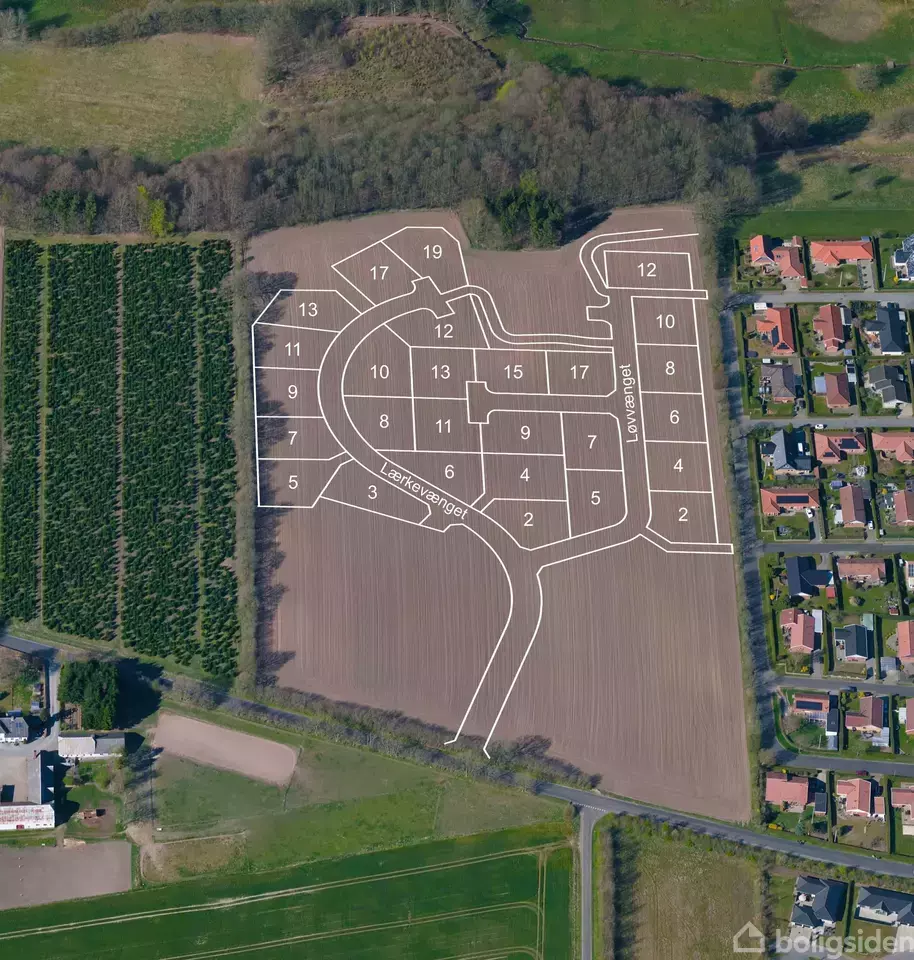 Helårsgrund på Lærkevænget 6, 6051 Almind