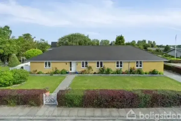 Villa på Knud Urnes Vej 1, 5700 Svendborg