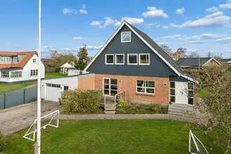 Villa på Fuglsøvej 4, 8240 Risskov